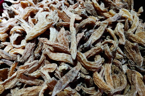 辣木籽 天麻 三七 瑪卡 展銷會(huì)上滋補(bǔ)壯陽飲品 購買服用需小心